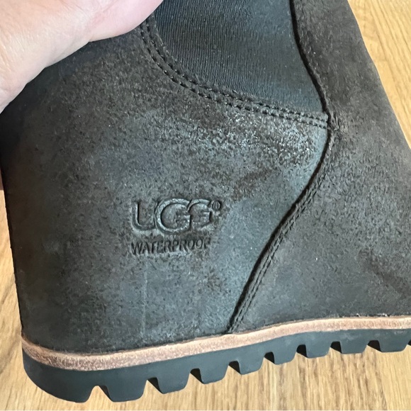UGG Pax Waterproof Black Wedge Ankle Boots Sz 7.5 - Picture 11 of 13
